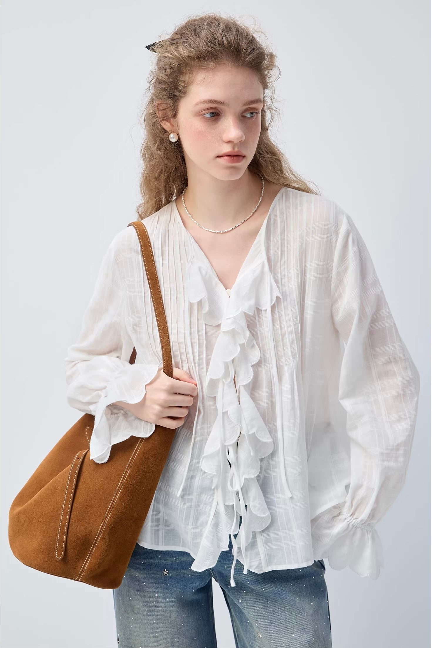 刺繍フリルテクスチャーUVカットブラウス
C3431