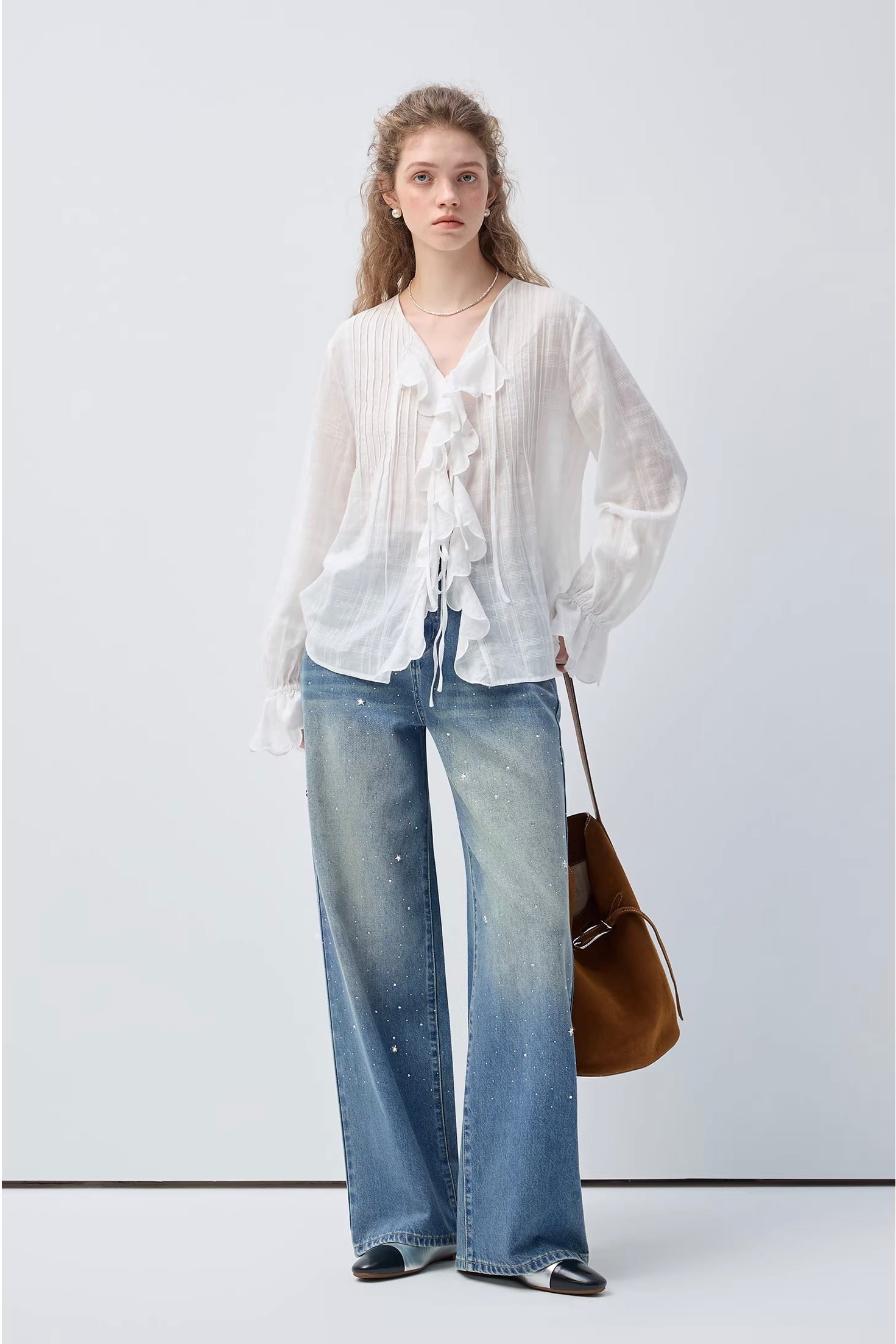 刺繍フリルテクスチャーUVカットブラウス
C3431