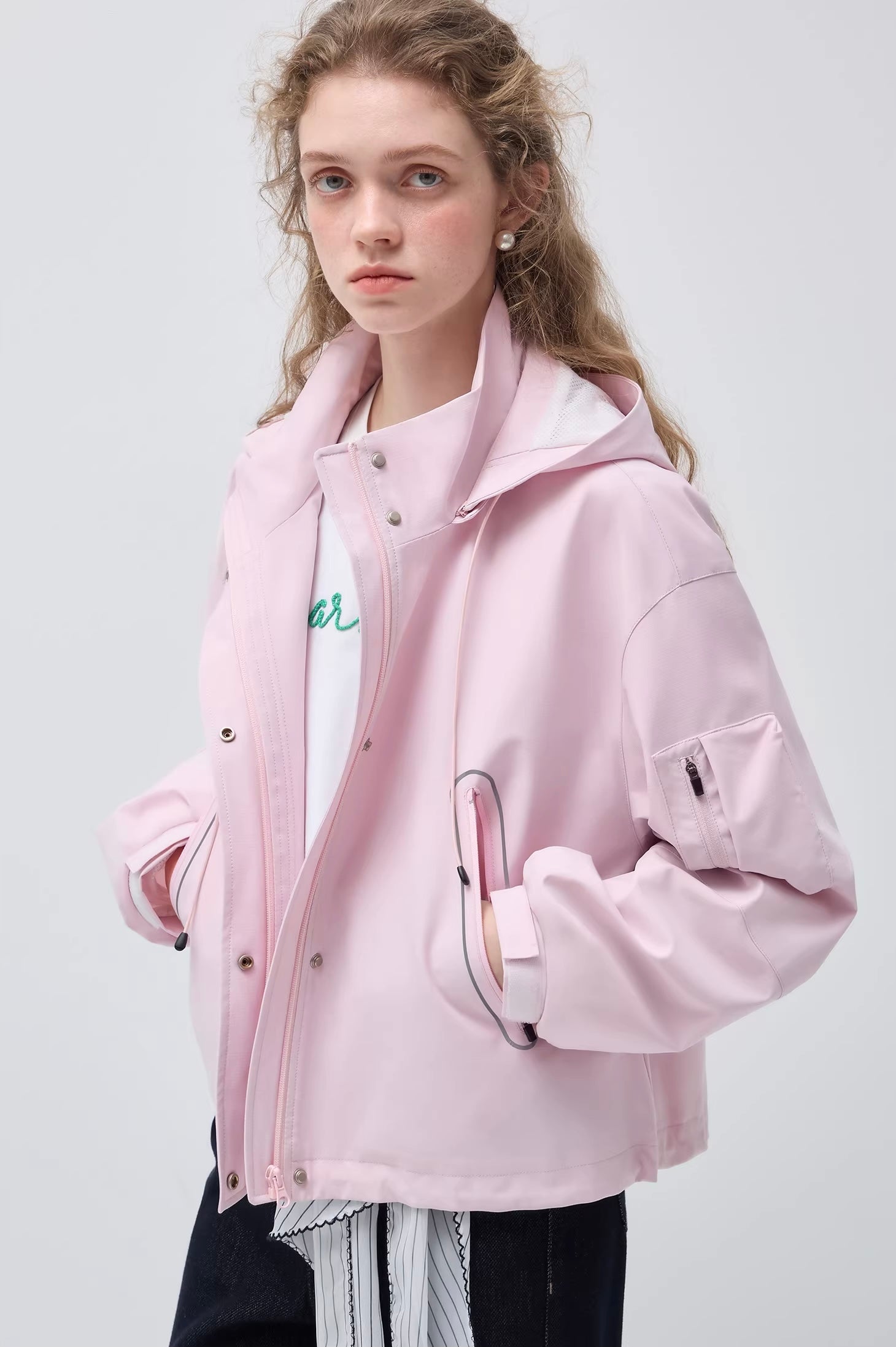 ライトウェイトマルチウェイアウター
C3432