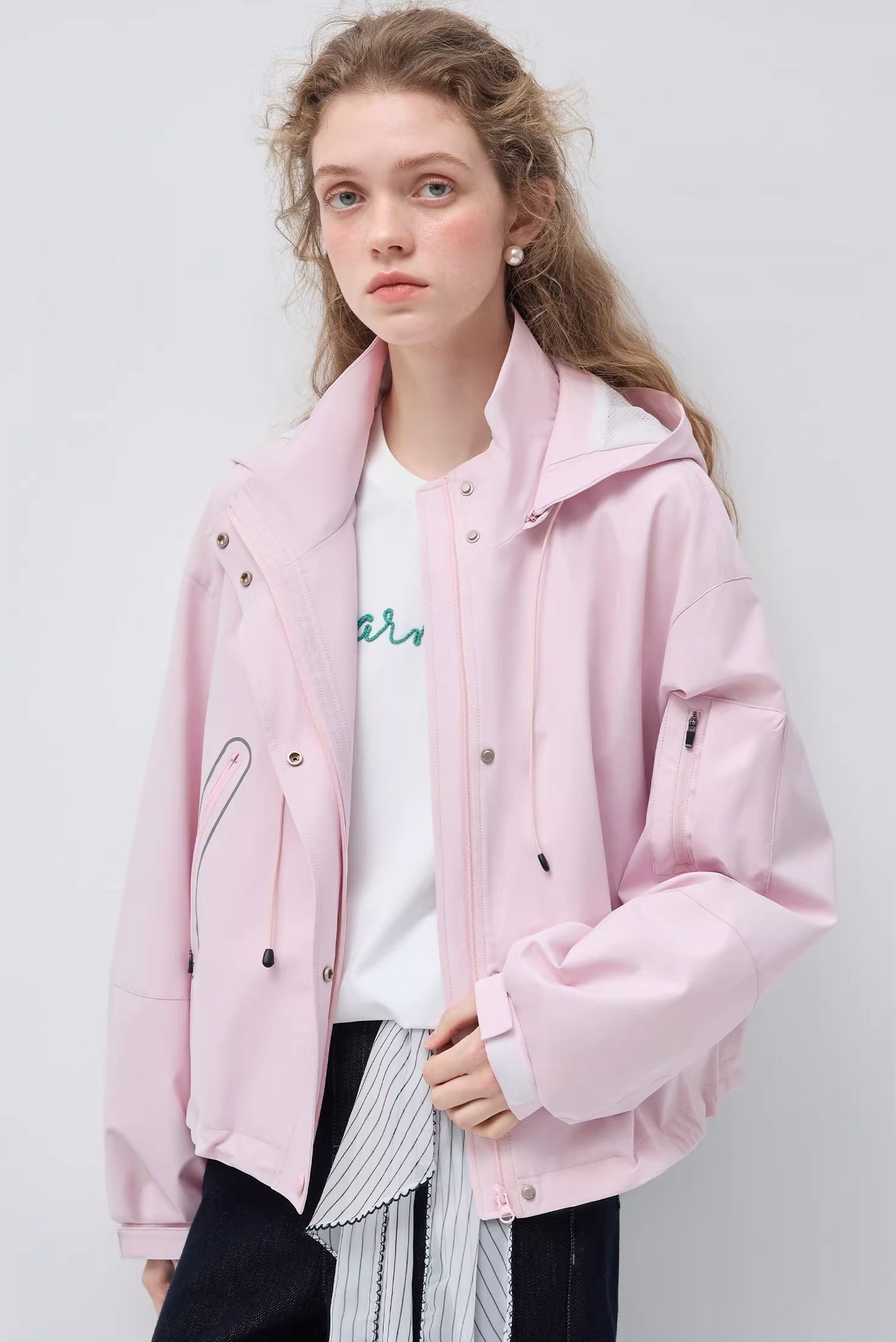 ライトウェイトマルチウェイアウター
C3432