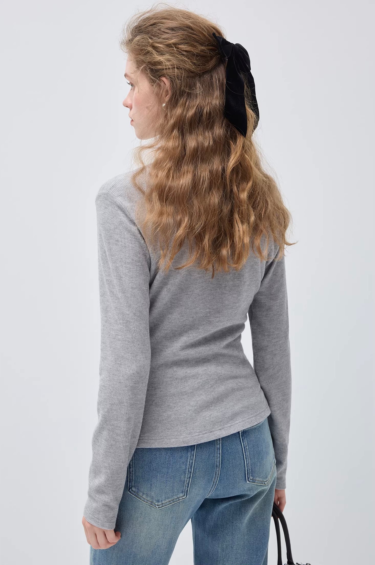 リヨセルフリルディテールトップス
C3436