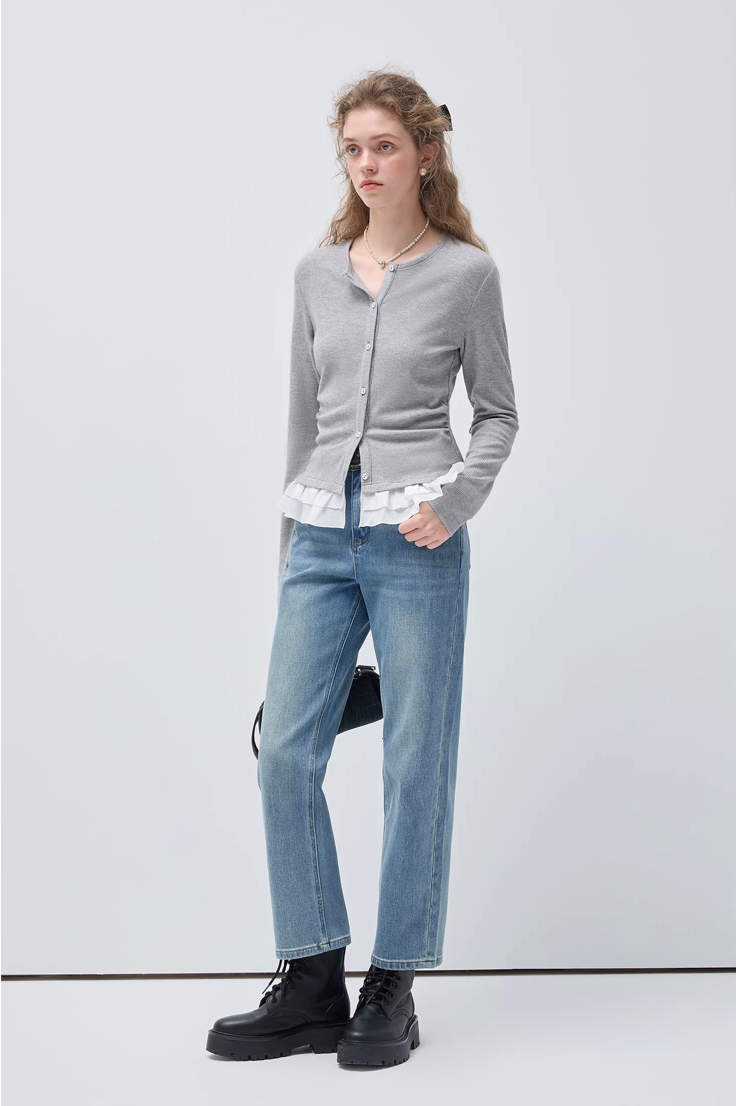 リヨセルフリルディテールトップス
C3436