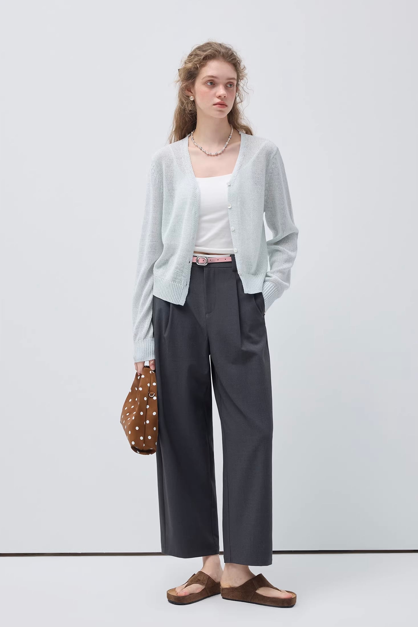 コンパクトニットトップス
C3439