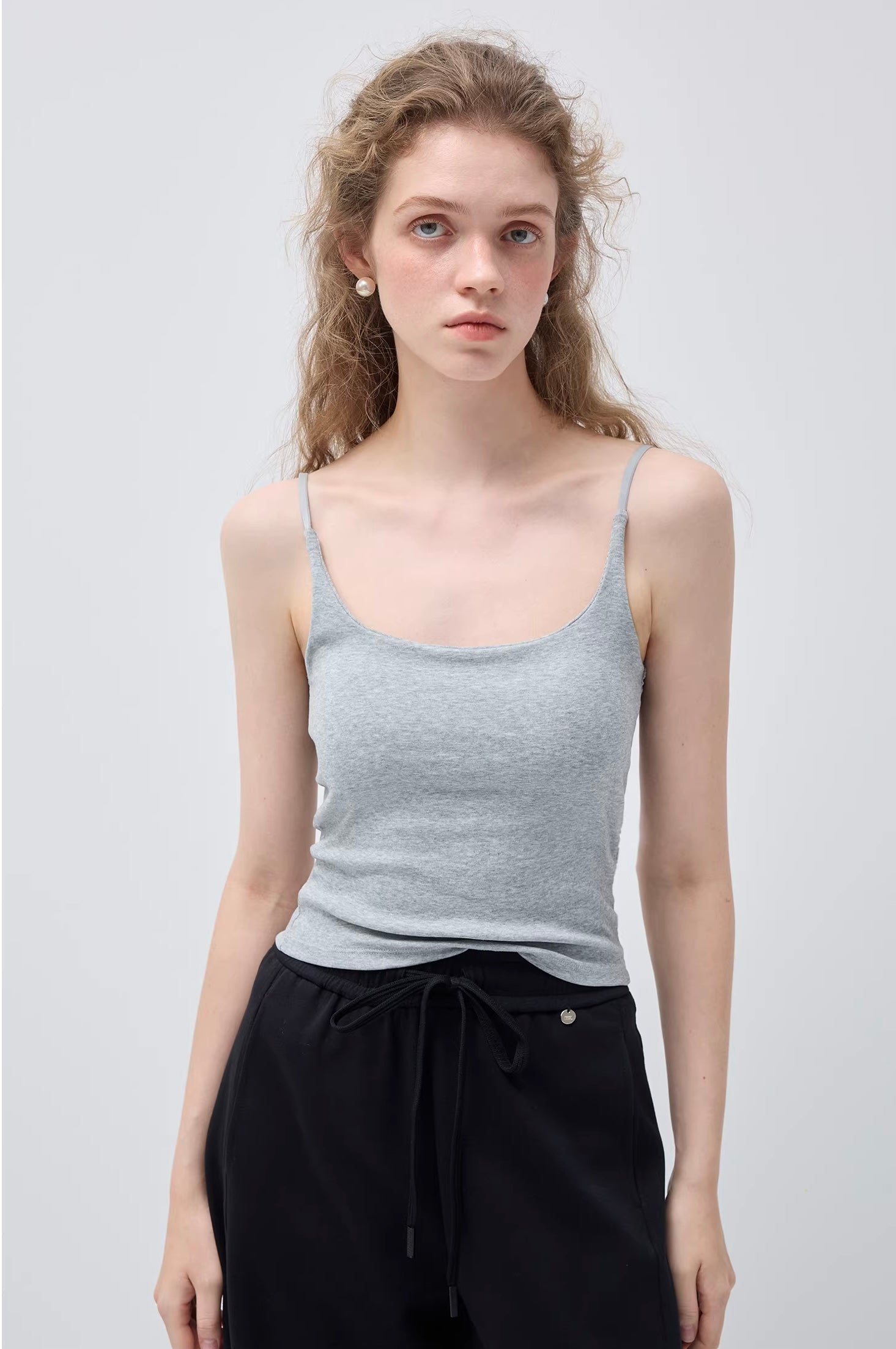 スクエアネック フィットシルエットキャミ
C3446