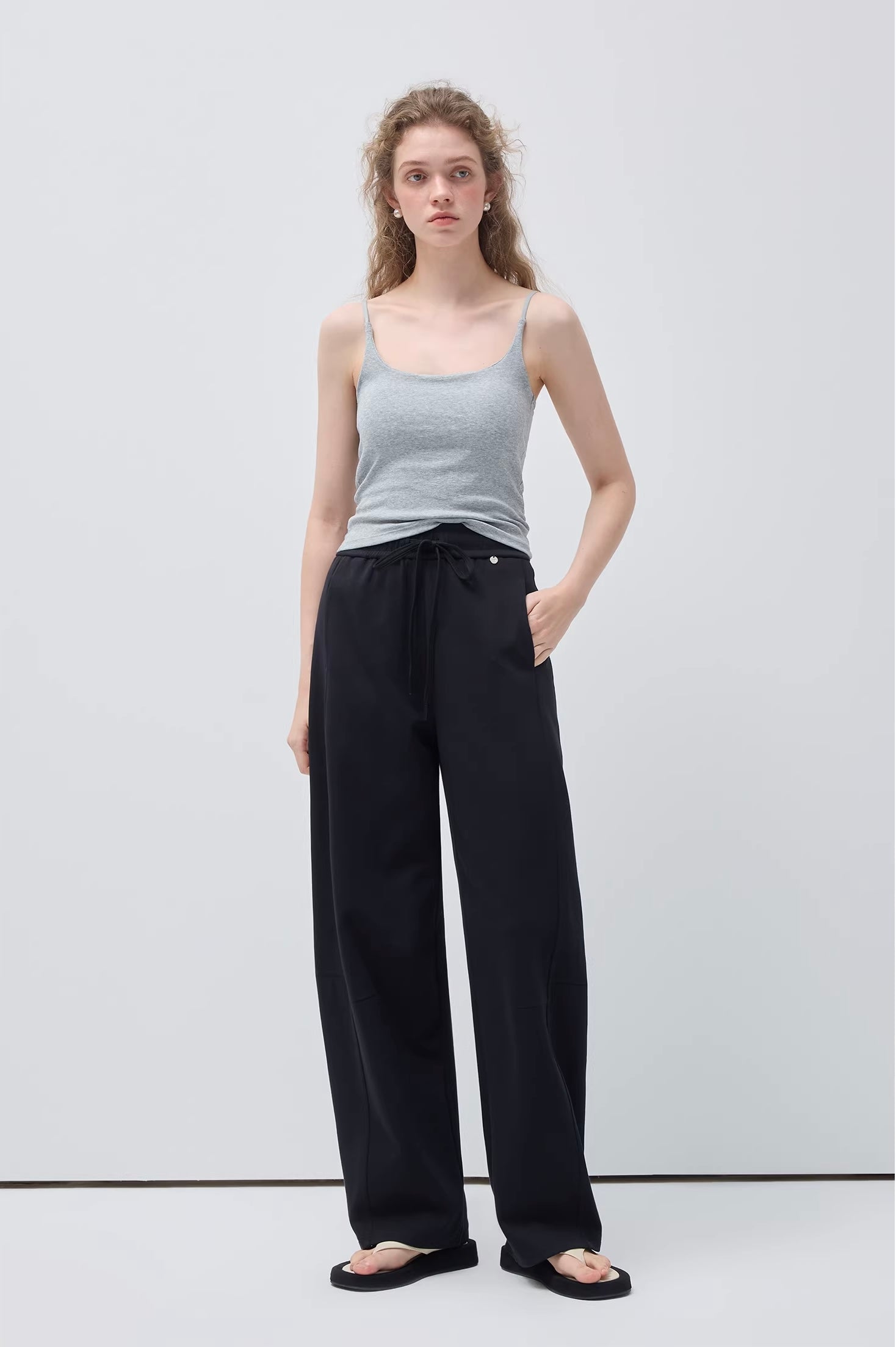 スクエアネック フィットシルエットキャミ
C3446