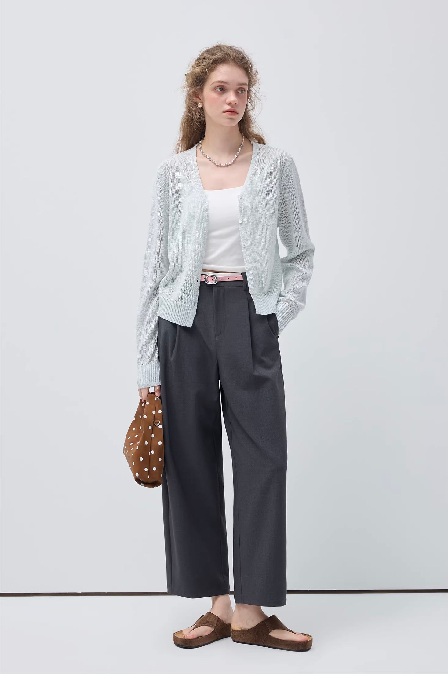 スクエアネック フィットシルエットキャミ
C3446