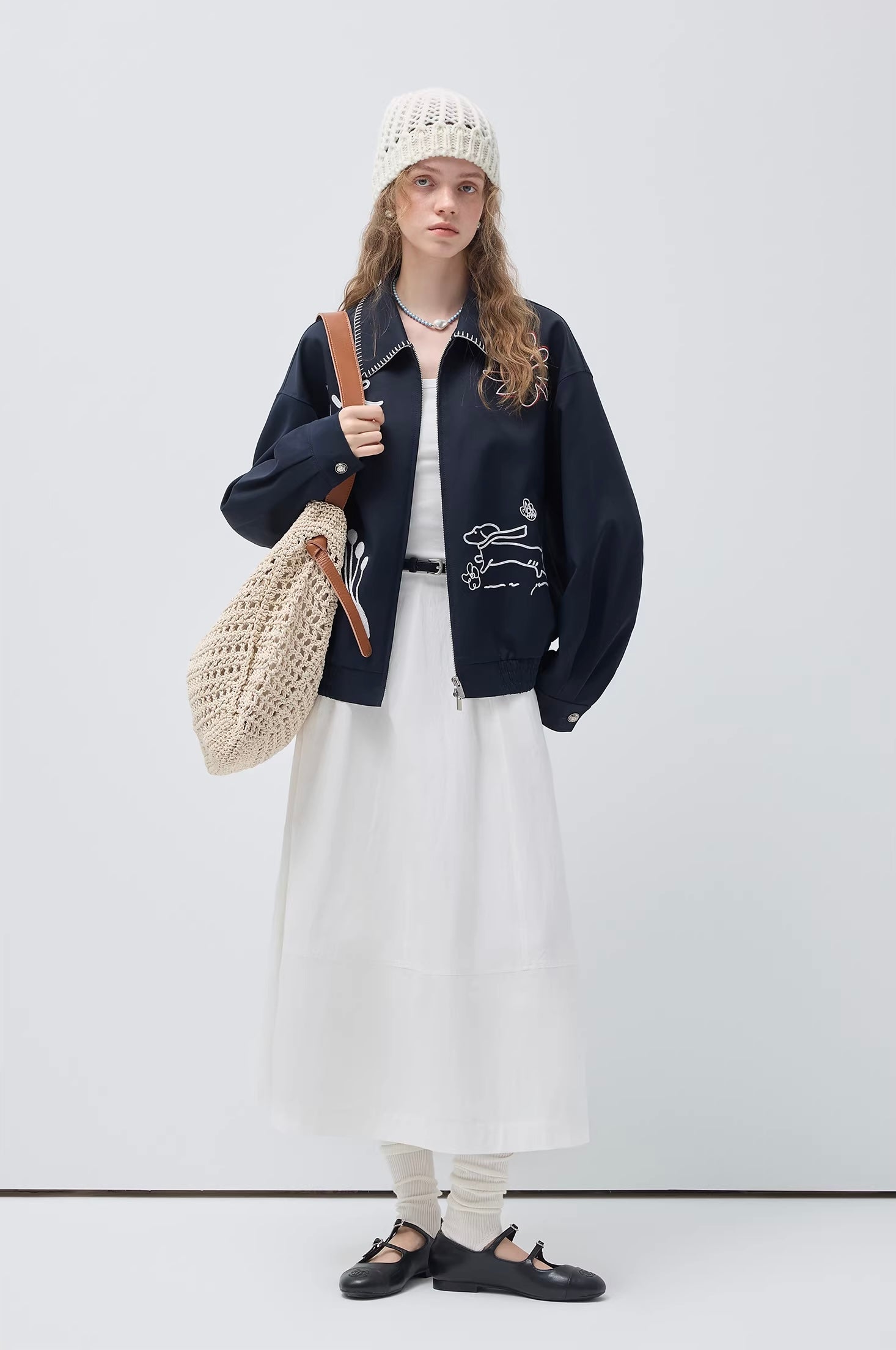 ハンドドローイング刺繍ショートジャケット
C3448