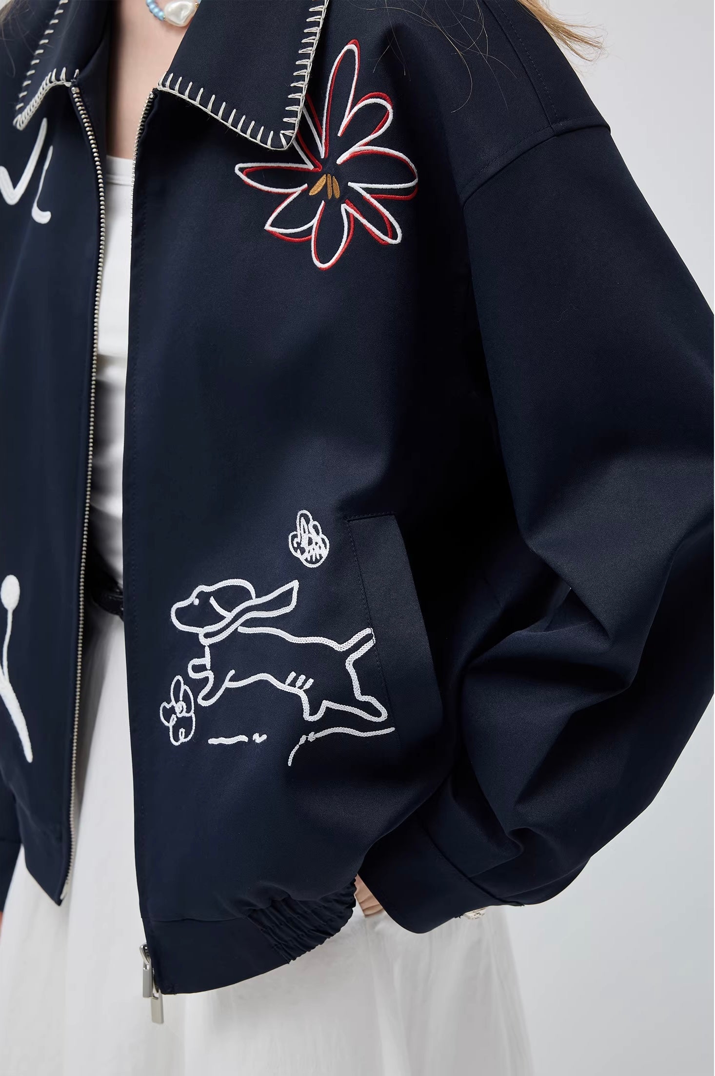 ハンドドローイング刺繍ショートジャケット
C3448