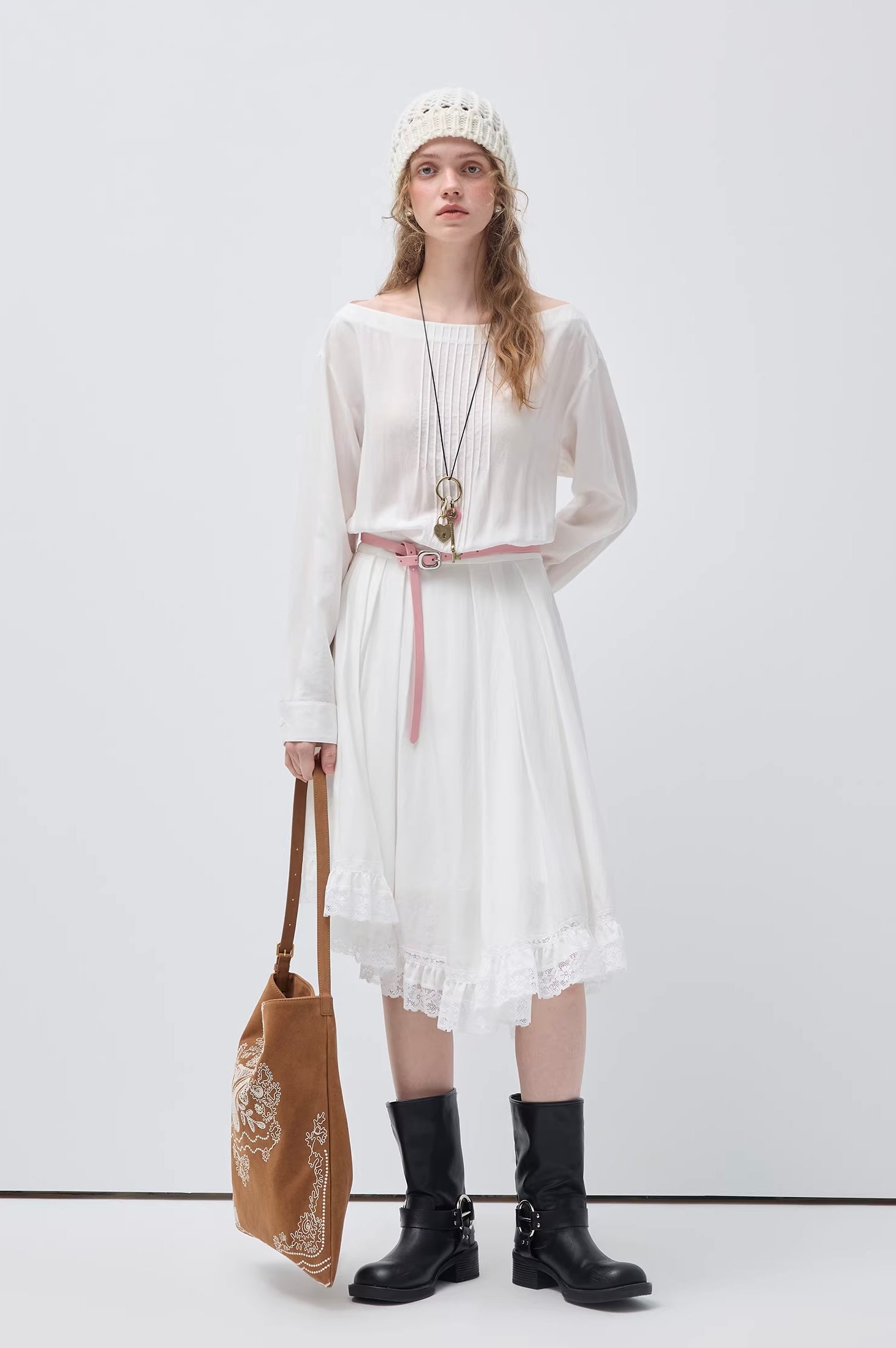 ピュアムード オフショルレースワンピース
C3449