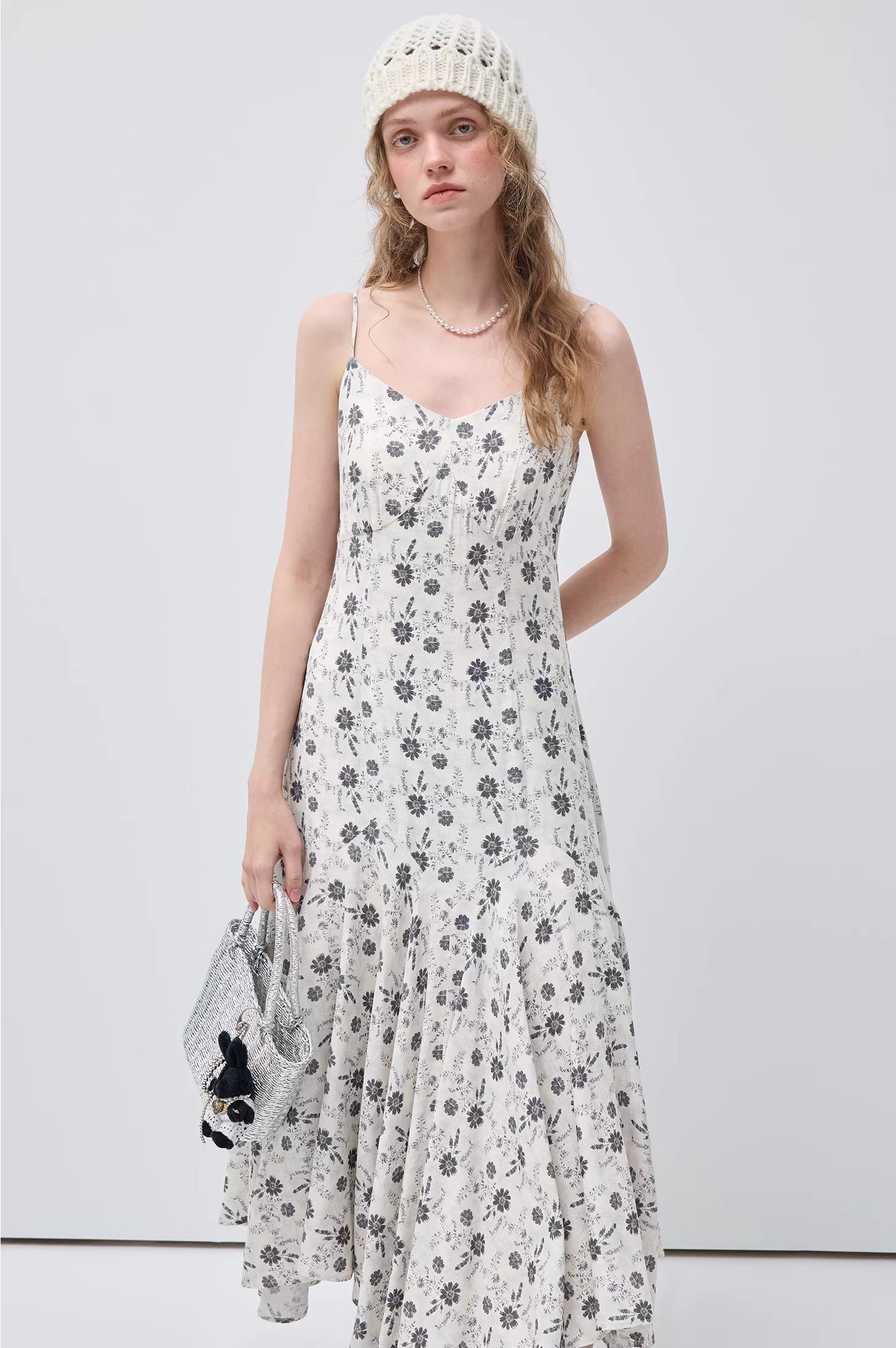 フラワープリントAライン キャミドレス
C3452