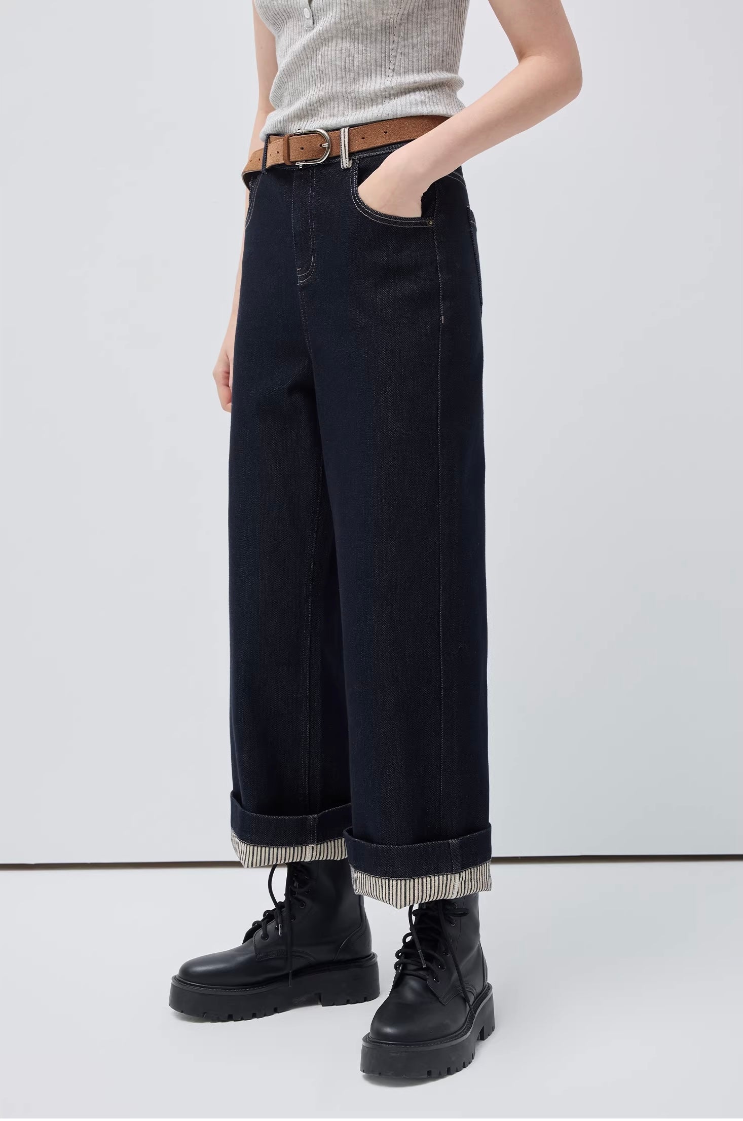 ハイウエストロールアップデニム
C3454