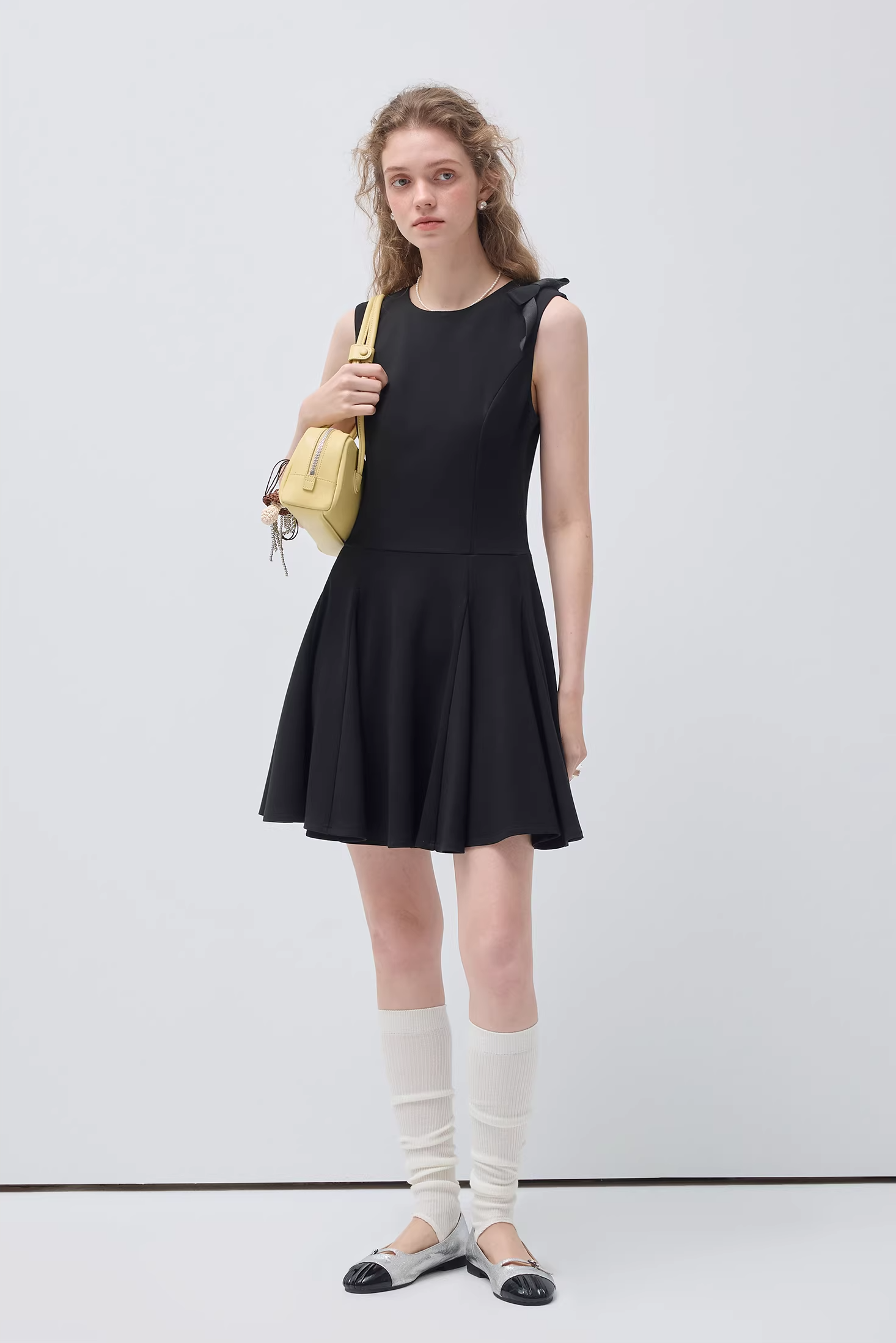 ラウンドネックノースリーブウエストドレスC3501