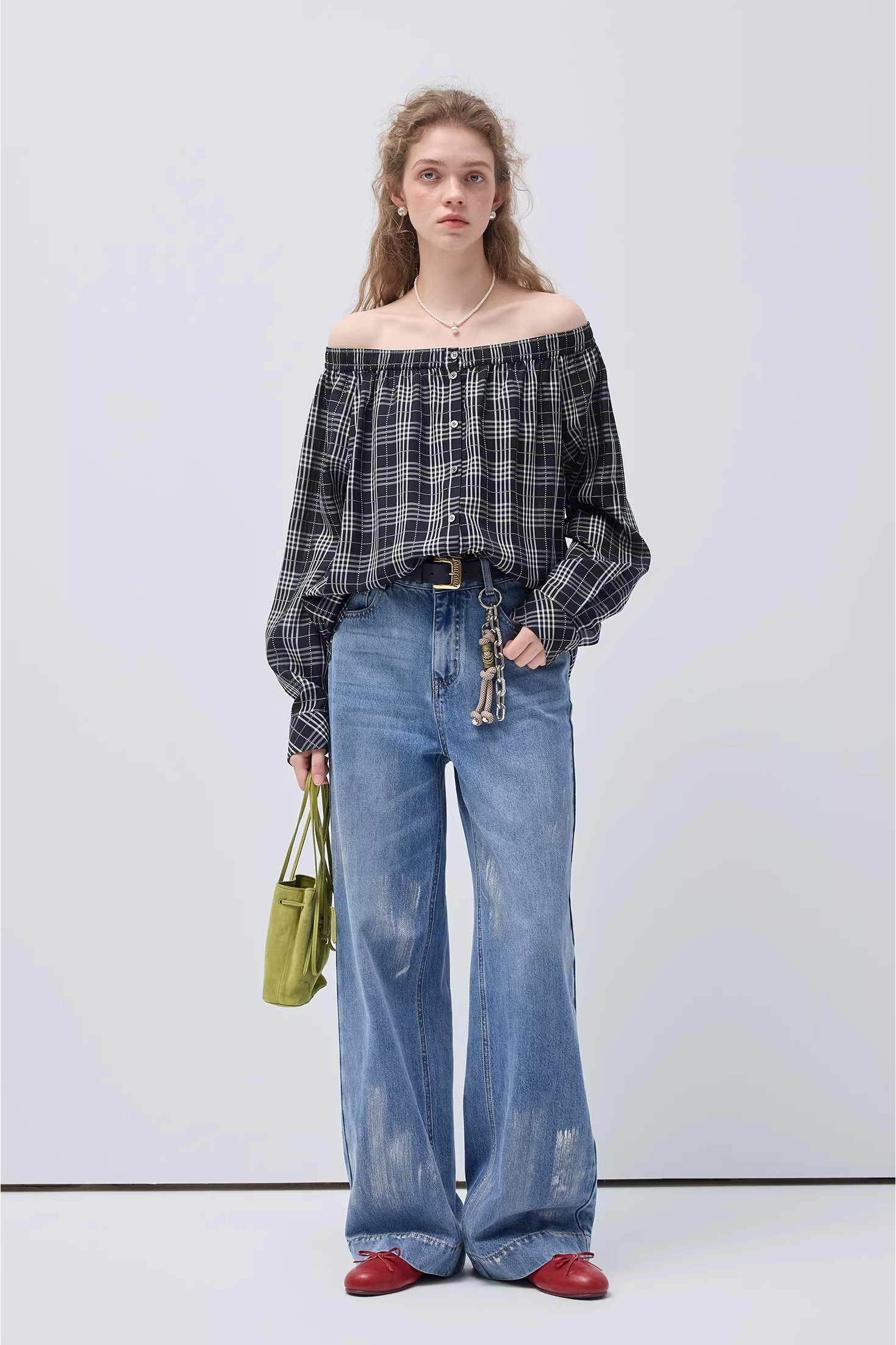 エラスティックラインネックオフショルダートップC3536