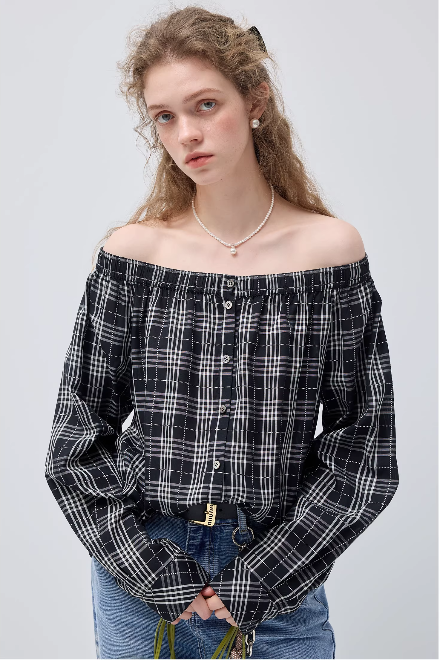 エラスティックラインネックオフショルダートップC3536