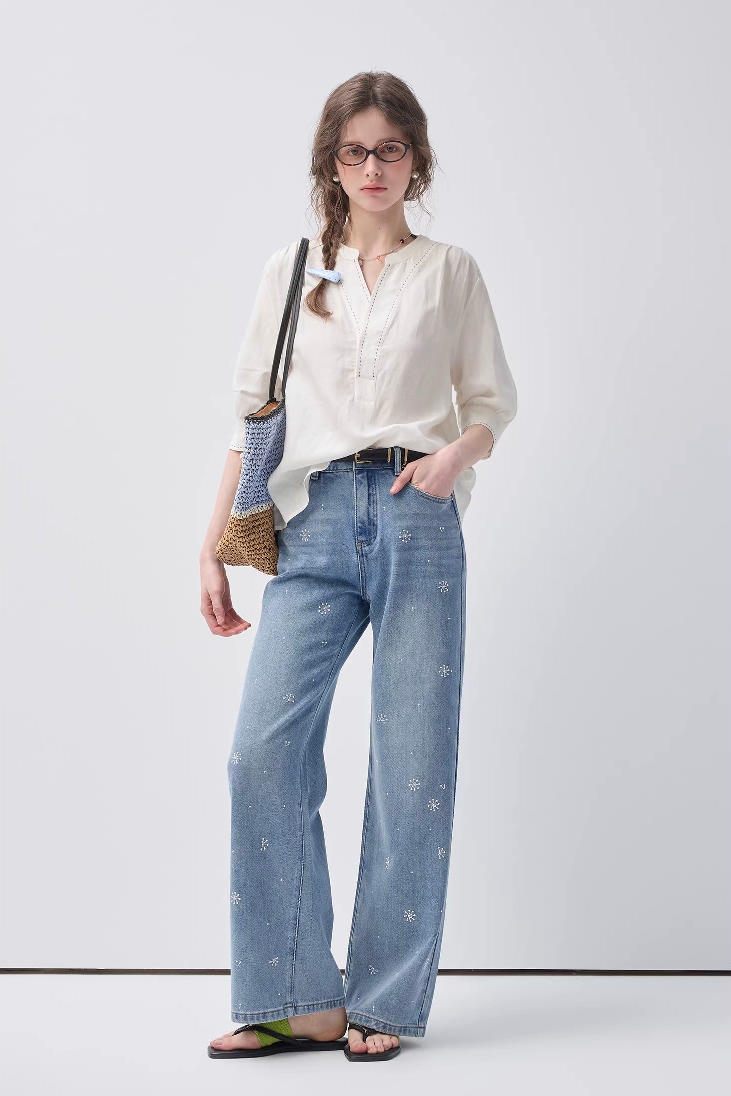 ミルキーホワイトVネックシャツC3638