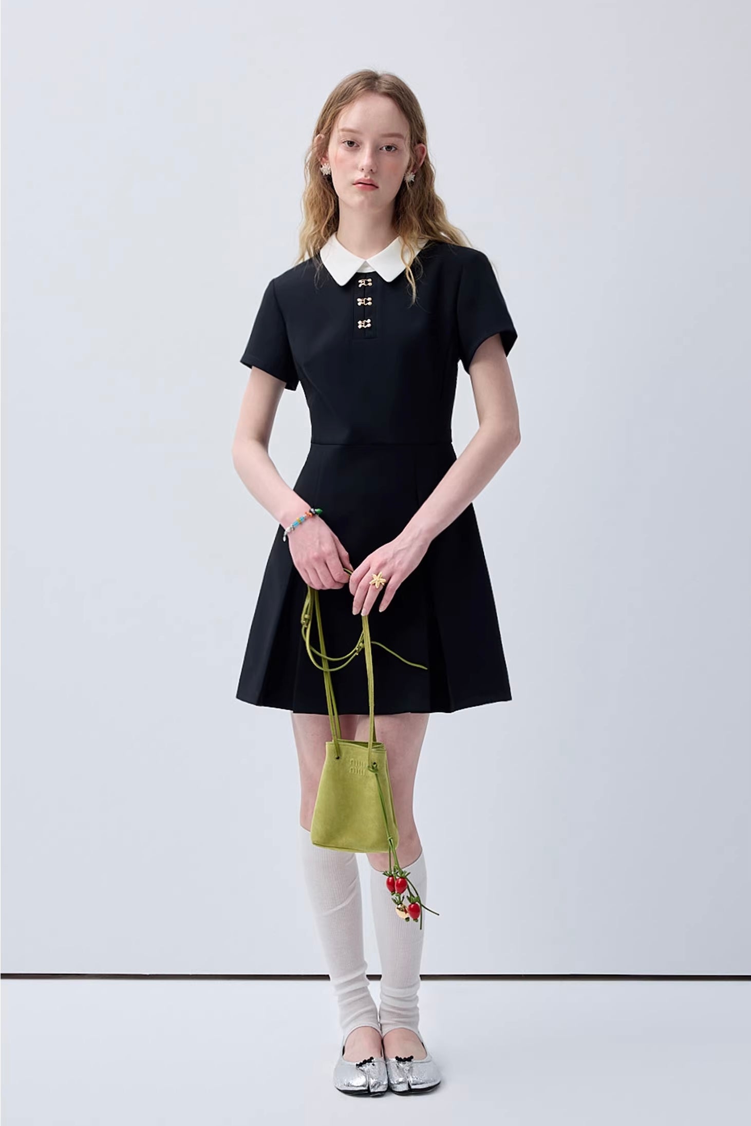 プレッピームードドールカラーブラックワンピースC3641