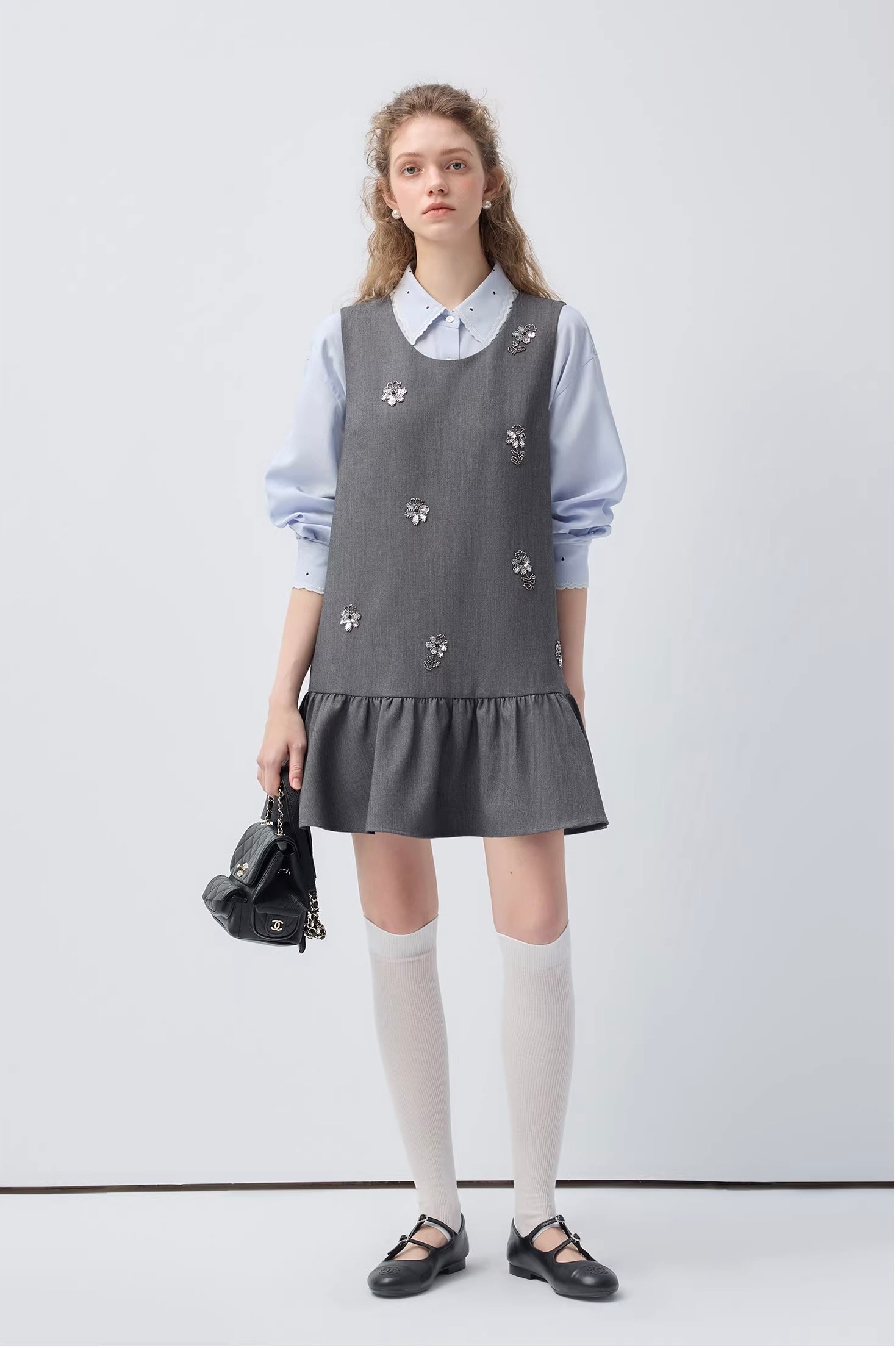 ハンドビーズエンブロイダリーワンピース
C3381